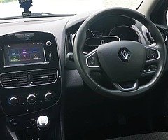 2018 Renault Clio 1.2 petrol/High spec/SatNav - Image 4/10