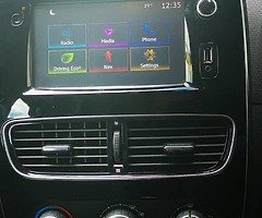 2018 Renault Clio 1.2 petrol/High spec/SatNav - Image 9/10