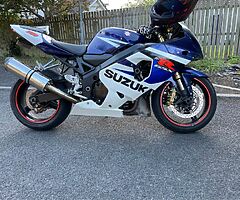 GSXR 750 k5 fairing wanted