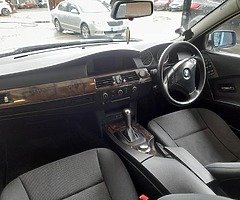 For sale or swap
Bmw 520i 
New nct 
Low milage 
Autonatic - Image 6/10
