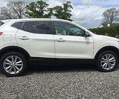 Nissan Qashqai - Image 7/10