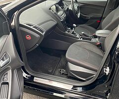 2016 Ford Focus ST Line from €54 P/W - Image 7/10
