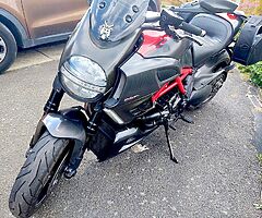 DUCATI DIAVEL CARBON 2011 - Image 5/9