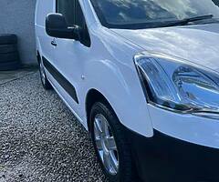 2013 Citroen Berlingo Enterprise - Image 6/8