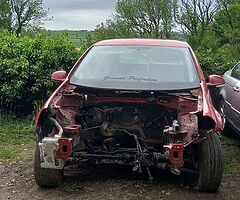 2005 MK5 Golf 1.9 TDi all parts available  and GTi grill (Cheap parts) - Image 3/3