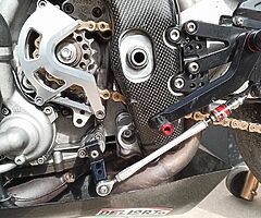 2011 Aprilia RSV4 - Image 8/10