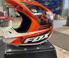 Fox V2 helmet