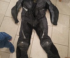 Few bits - Image 5/7