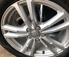 Audi Q3 alloy wheel - Image 4/4