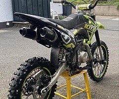 **2021 10TEN 140R** - Image 3/4