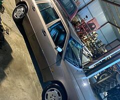Om606 w124