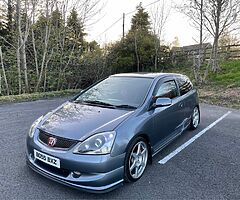 2005 Honda Civic - Image 5/10