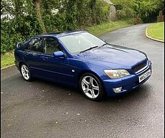 2003 Lexus IS 200