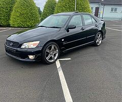 2003 Lexus IS 200
