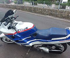 1989 Honda CBR - Image 5/8