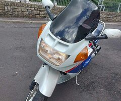 1989 Honda CBR - Image 8/8