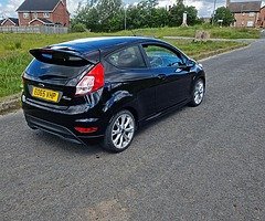 Ford fiesta 2015 1.5 tdci zetec S - Image 3/9