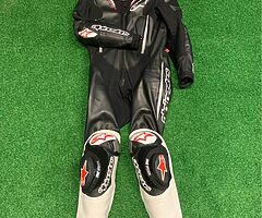 Alpinestars Atem V3 leather suit