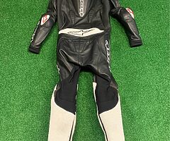 Alpinestars Atem V3 leather suit - Image 4/4