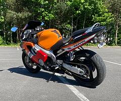 2000 Honda CBR600 F4 (with aftermarket Repsol Fairings) - Image 8/8