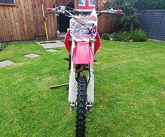 2004 Honda CR - Image 4/7