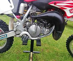 2004 Honda CR - Image 5/7