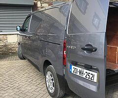 Vivaro van - Image 4/8