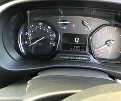 Vivaro van - Image 7/8