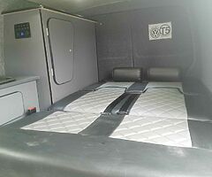 2008 Volkswagen  Transporter - Image 5/9