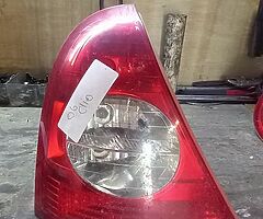 Renault clio 2006 rear light
