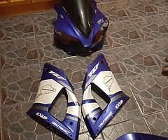 2002 R1 fairings . Full set