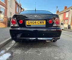 STANDARD MANUAL Lexus is200
