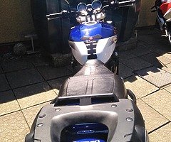 Suzuki GSX1400 K6