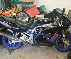 1994 Suzuki GSX-R - Image 4/4