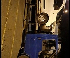 Car recovery truck services
