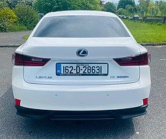Lexus IS 300h