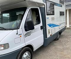 Camper