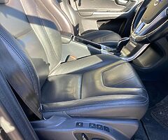 Volvo xc60 - Image 3/8