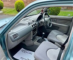 2002 Nissan Micra - Image 8/10