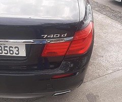 BMW 740d SHOWROOM Condition - Image 4/9