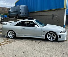1993 Nissan Skyline - Image 4/9