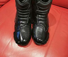 Motorcycle boots