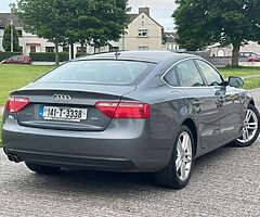 Audi A5 2.0 diesel . Manual . Sport . 177 HP - Image 4/10