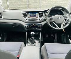 2016 HYUNDAI TUCSON 1.7 DIESEL, TOP SPEC - Image 8/10