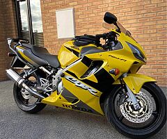 2002 Honda CBR