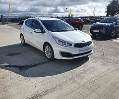 2017 KIA CEED/// ISG/// HATCHBACK...