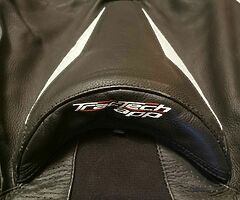RST tractech evo 3 leathers...
Brand new.. - Image 6/9