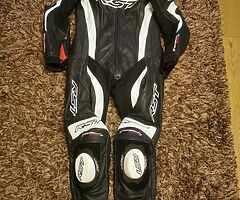 RST tractech evo 3 leathers...
Brand new.. - Image 9/9
