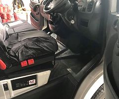 313 Mercedes Sprinter 2bunk camper - Image 6/10