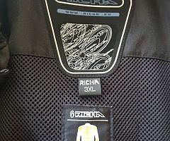 Richa textile coat 3xl - Image 4/5